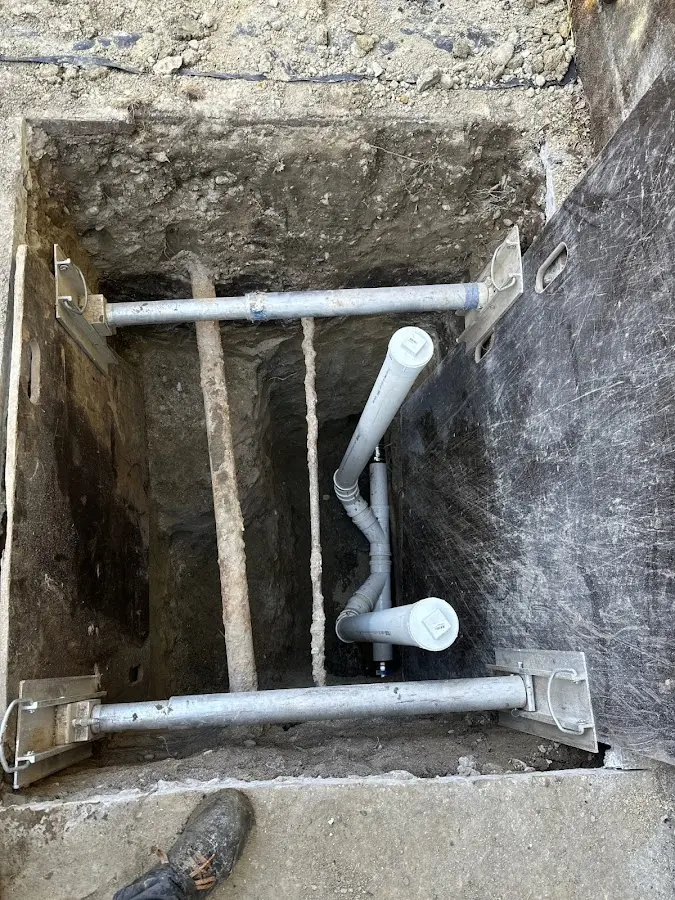 Experienced plumber completing Drain Cleaning work in O'Fallon
